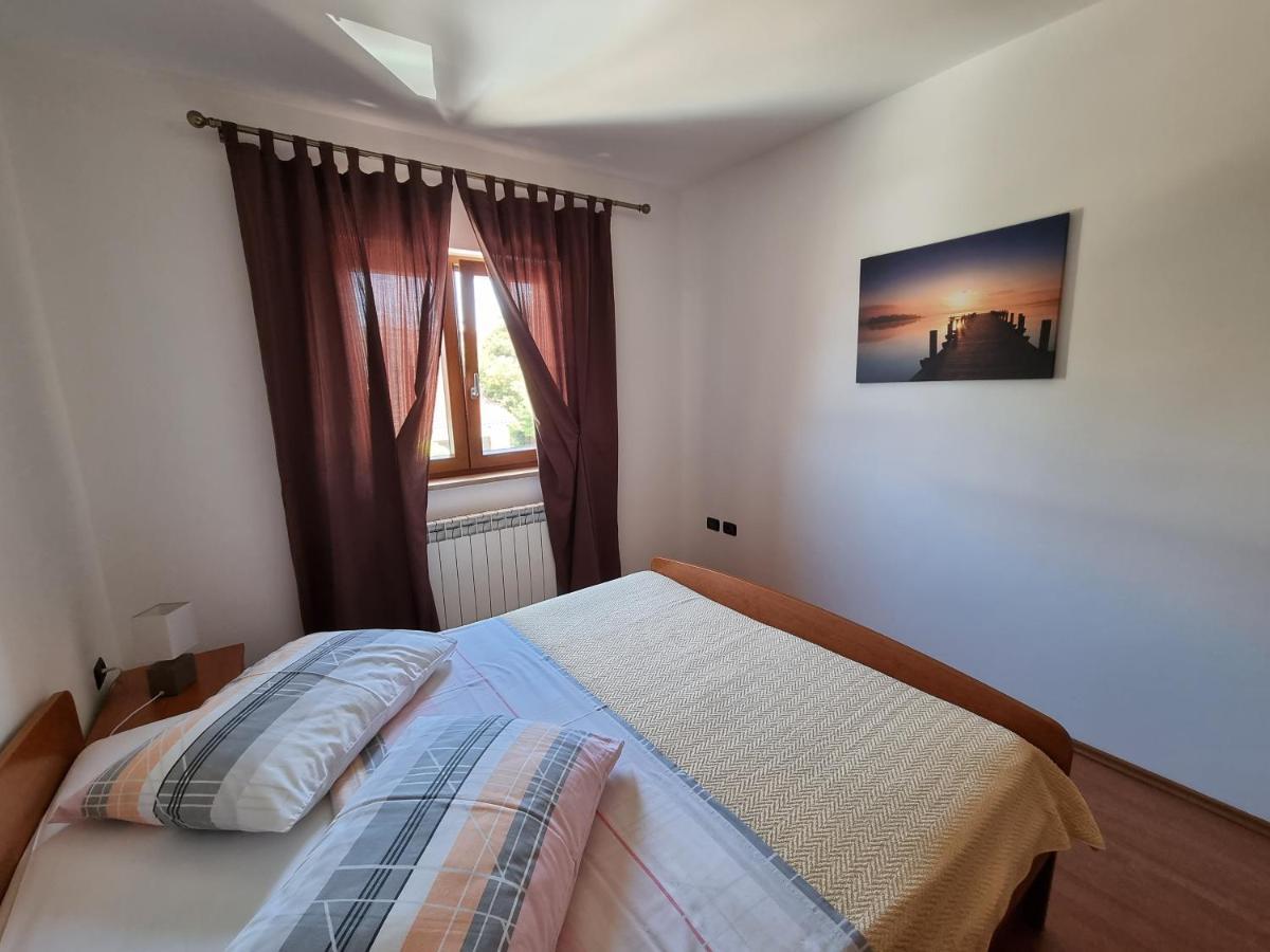 N&G Apartments Ровинь Экстерьер фото