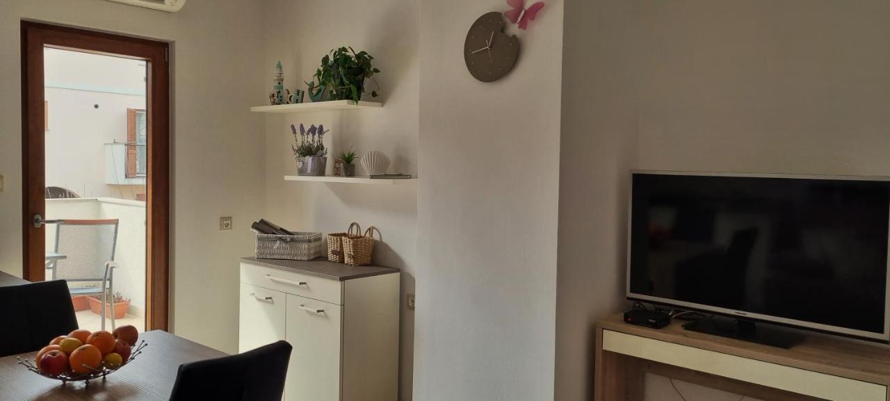 N&G Apartments Ровинь Экстерьер фото